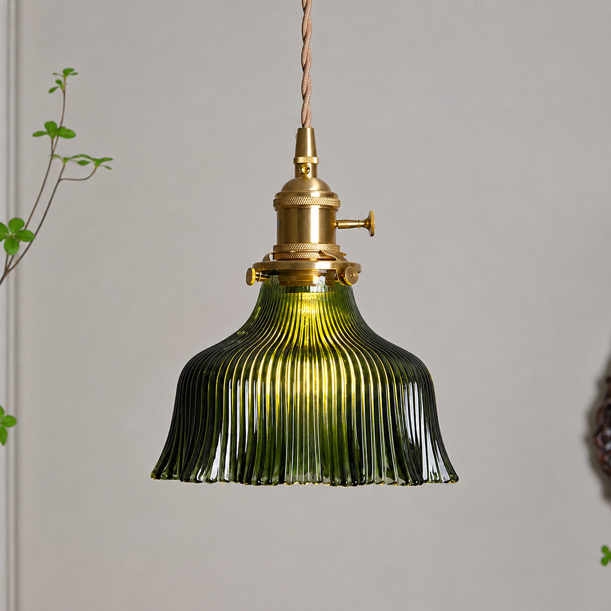 Nordic luxury green glass pendant light - retro style